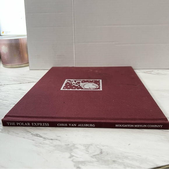 The Polar Express Book by Chris Van Allsburg Hard Cover Kids Children - Picture 2 of 16